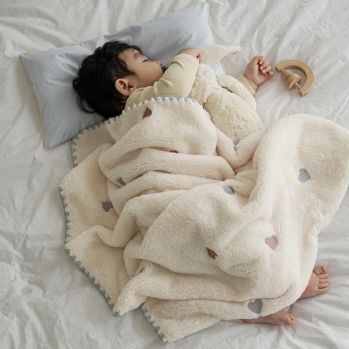 Зимние детские одеяла, флисовы – обзор и цена Baby Girl Nursery Quilt